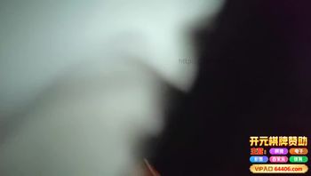 高挑长腿妹子：你的又大又粗二十分钟搞的痛死了