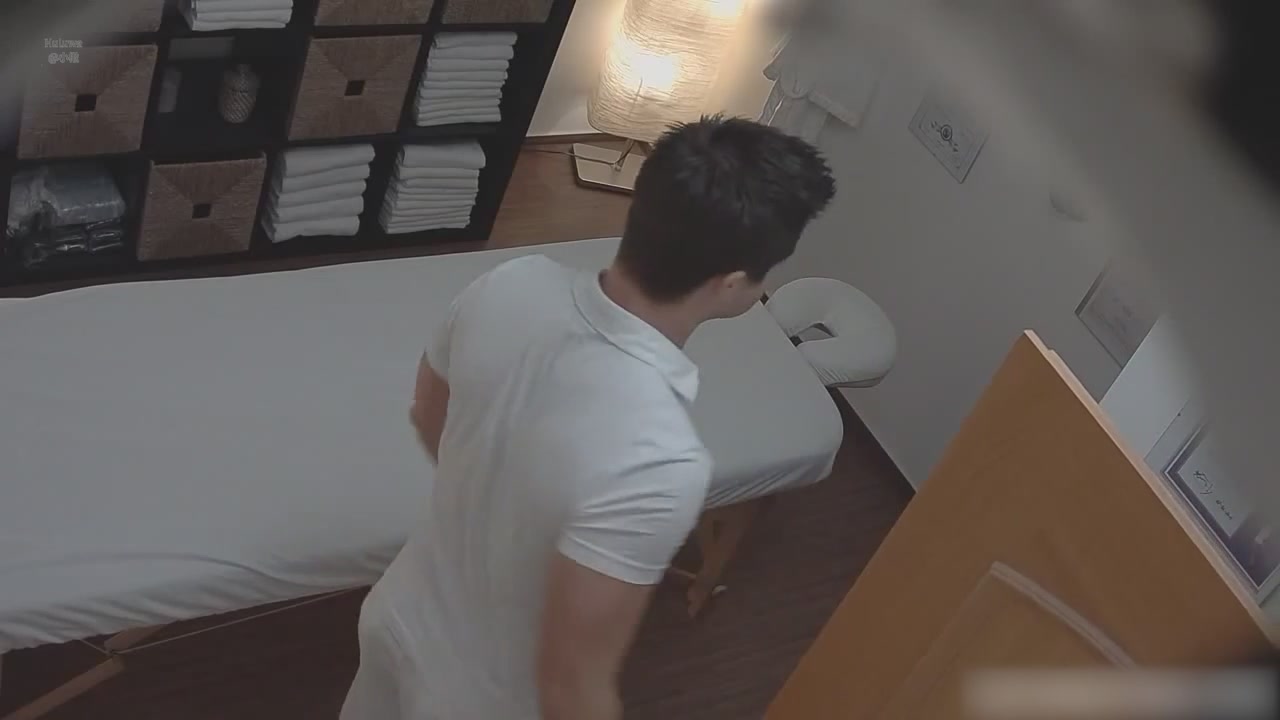 捷克按摩店系列初次来先送一个颜射吧